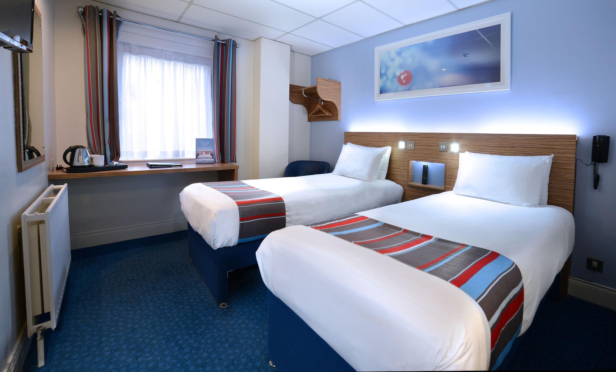 Travelodge วอเตอร์ฟอร์ด ภายนอก รูปภาพ