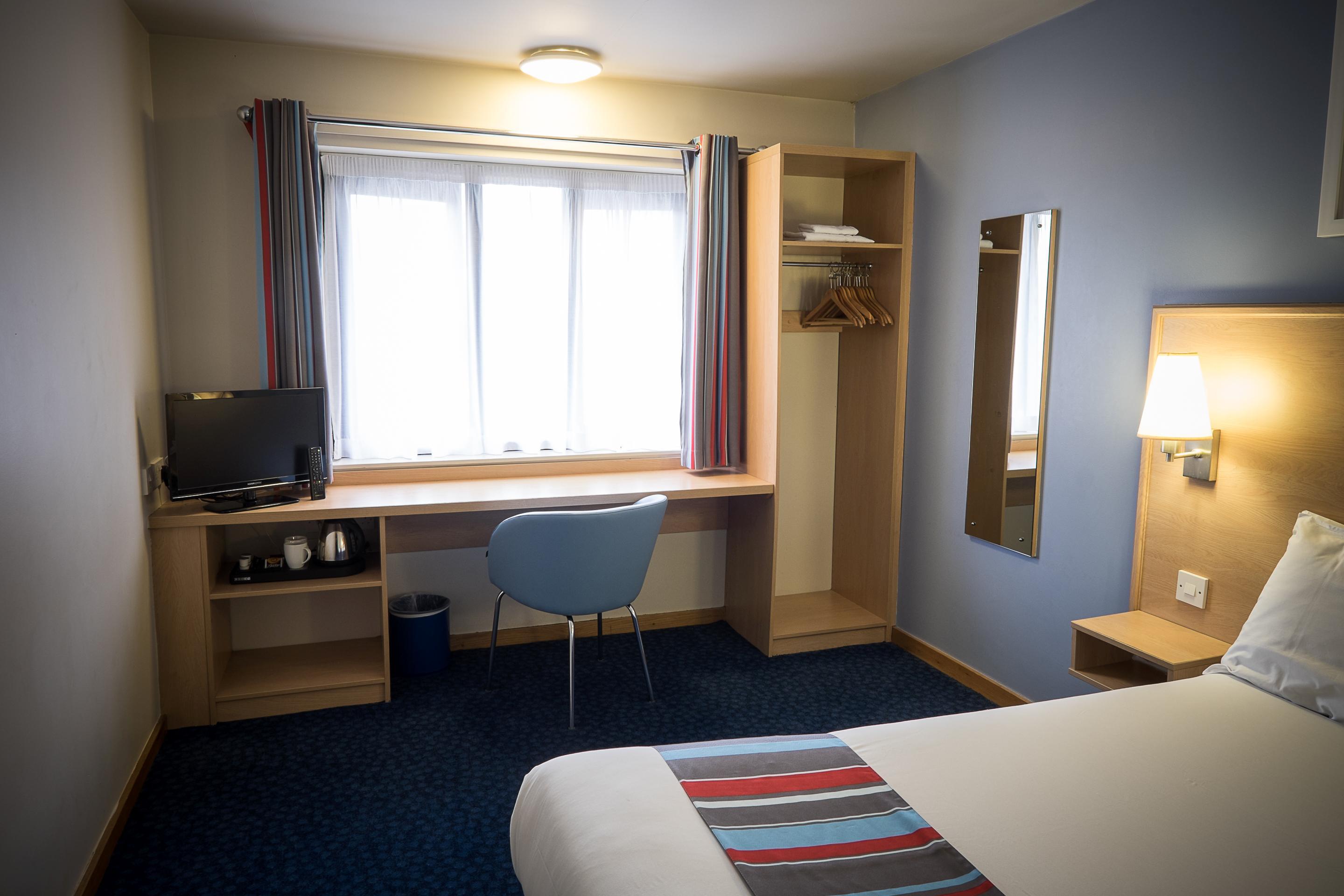 Travelodge วอเตอร์ฟอร์ด ภายนอก รูปภาพ